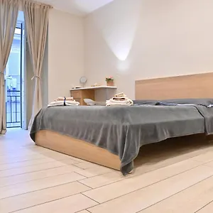 Perlablu In Centro Bed and breakfast