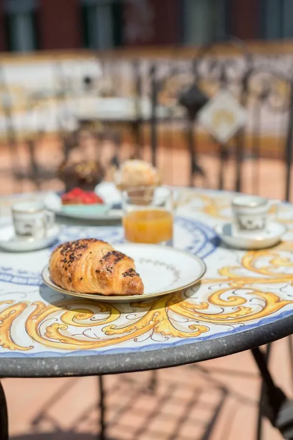 ナポリ Palazzo Doria D'Angri Bed & Breakfast